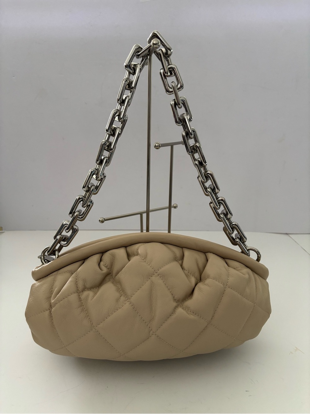 NúNoo Quilted Leather Front Shoulder Bag